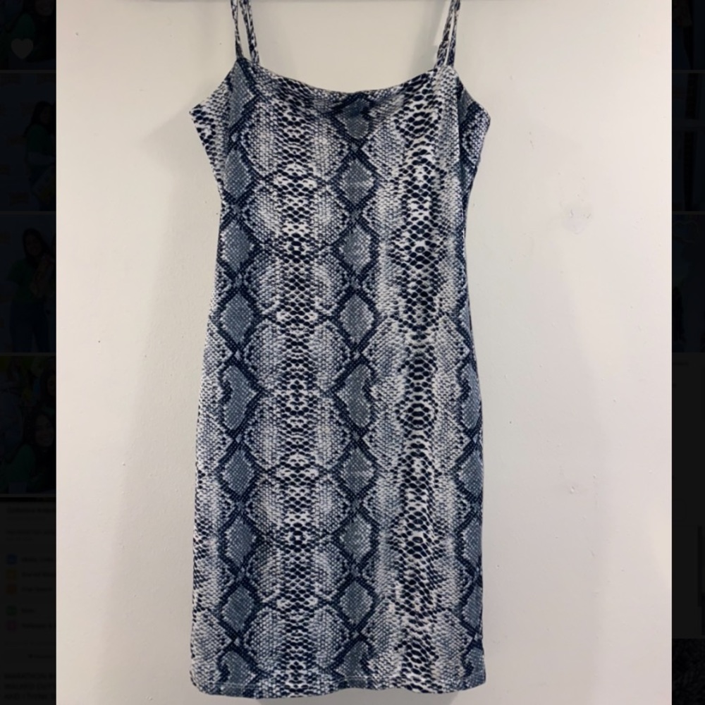 Salty blue snakeskin bodycon dress